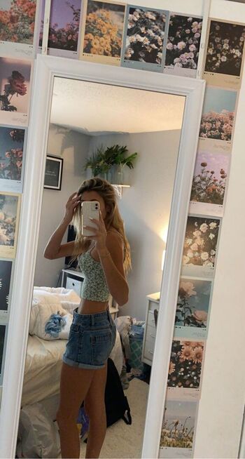 Full leaked Alyna wampler private onlyfans photo