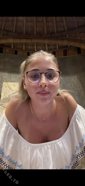 Full leaked Alysa ruppert  page private onlyfans photo