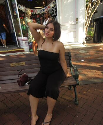 Full leaked Alysiairi private onlyfans photo