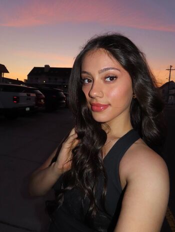 Full leaked Alysiairi private onlyfans photo