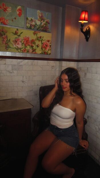 Full leaked Alysiairi private onlyfans photo
