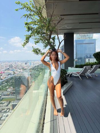 Full leaked Alysontsang private onlyfans photo