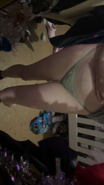 Full leaked Alyssa holly private onlyfans photo
