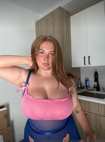 Full leaked Alyssaholmes page private onlyfans photo