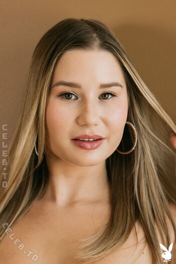 Amalia Davis