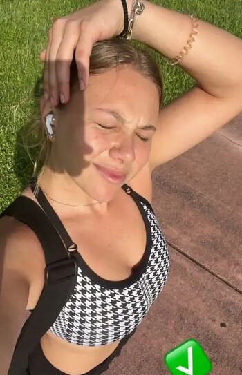 Full leaked Amanda anisimova page private onlyfans photo