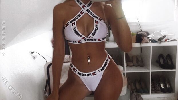 Full leaked Amanda c emilia private onlyfans photo