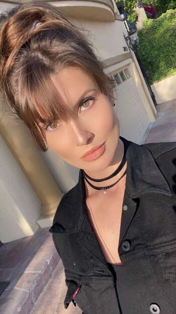Amanda Cerny
