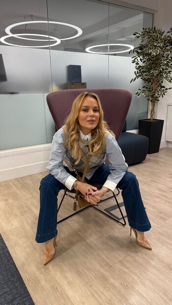 Full leaked Amanda holden  page private onlyfans photo