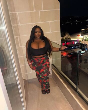 Full leaked Amanda nchoma page private onlyfans photo