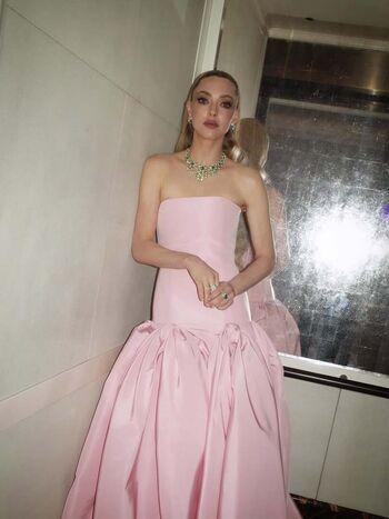 Full leaked Amanda seyfried private onlyfans photo