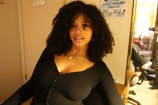 Full leaked Amara kioni private onlyfans photo