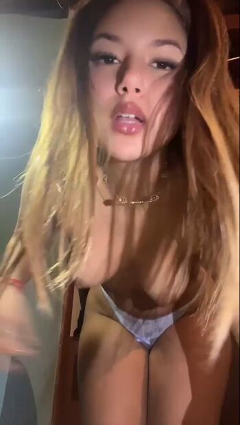 Full leaked Amateur streamers private onlyfans photo
