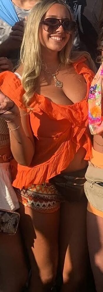 Full leaked Amber isabella page private onlyfans photo