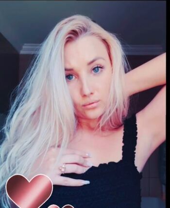 Full leaked Amber koltzow bastick private onlyfans photo
