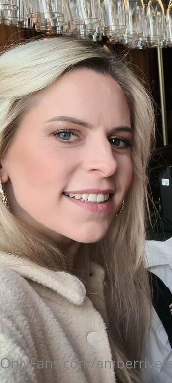 Amber_Riivers