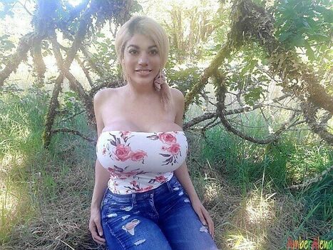 Full leaked Amberalenaxxx private onlyfans photo