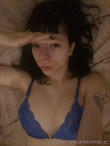 Full leaked Ambergotcakeee page private onlyfans photo