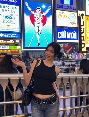 Full leaked Amberly yang private onlyfans photo