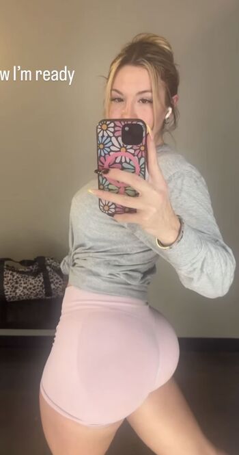 Full leaked Amberlyynicole private onlyfans photo