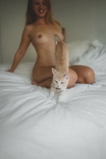 Full leaked Ambre luna private onlyfans photo