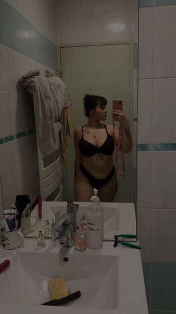 Full leaked Ambre maleiro private onlyfans photo