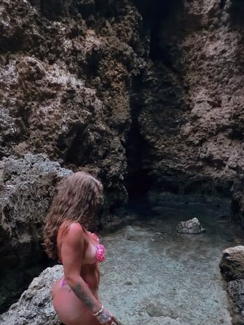 Full leaked Amelia private onlyfans photo