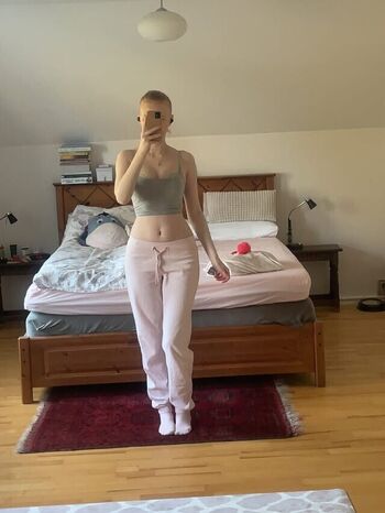 Full leaked Ameliamayl private onlyfans photo