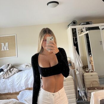 Full leaked Ameliapelto page private onlyfans photo