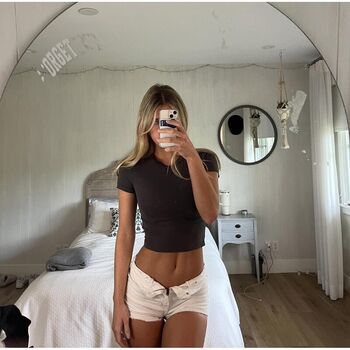 Full leaked Ameliapelto page private onlyfans photo