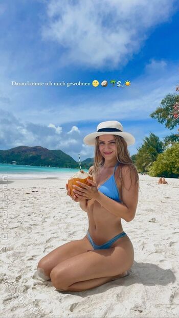 Full leaked Amelie kollek private onlyfans photo