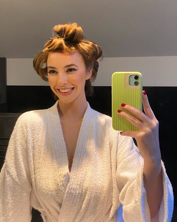 Amelie Manzoli