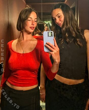 Full leaked Amelie manzoli private onlyfans photo