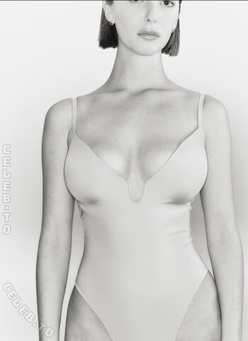 Full leaked Amelie manzoli private onlyfans photo