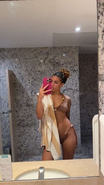 Full leaked Amiah simmons page private onlyfans photo