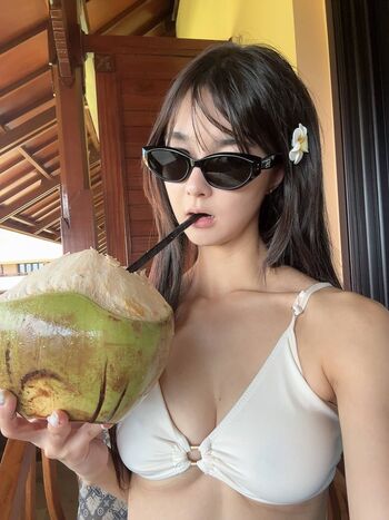 Full leaked Amiechikin page private onlyfans photo