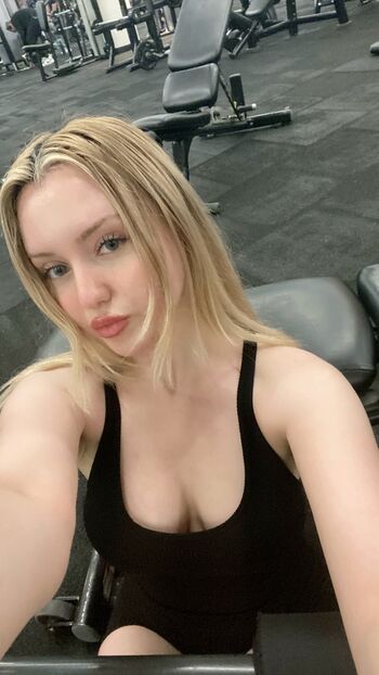 Full leaked Amine yavuz private onlyfans photo