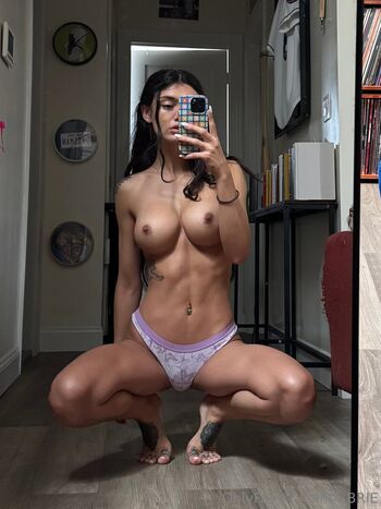Amira Brie