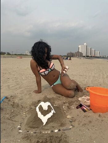 Full leaked Ammiroseeee private onlyfans photo