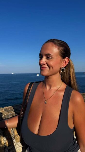 Full leaked Amy quesada getgood page private onlyfans photo