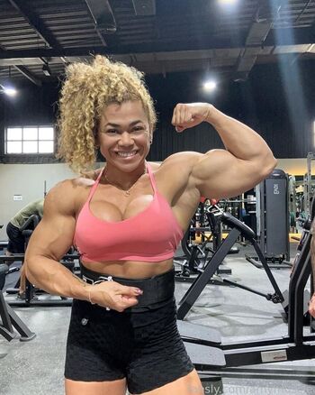 Full leaked Amymuscle private onlyfans photo