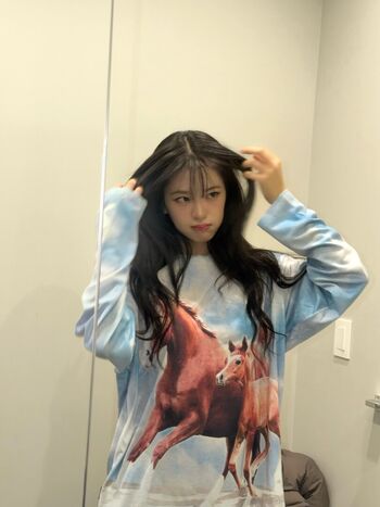 An Yujin 안유진 |