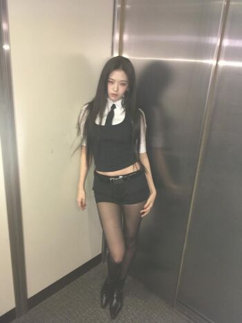 Full leaked An yujin page private onlyfans photo