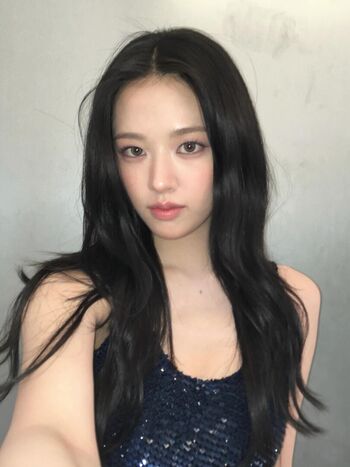 An Yujin 안유진 |