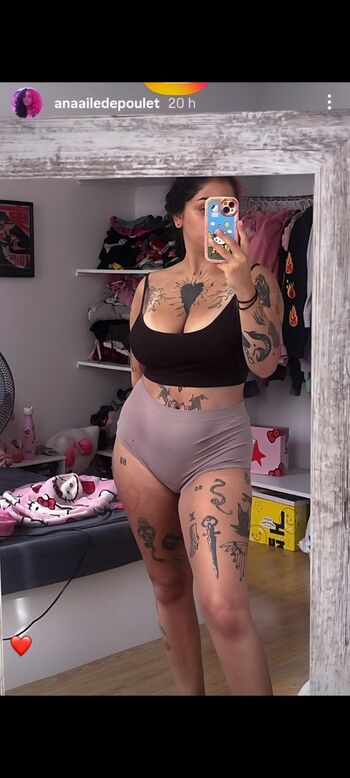 Full leaked Anaailedepoulet private onlyfans photo