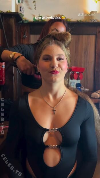 Full leaked Anabel und maria glocker private onlyfans photo