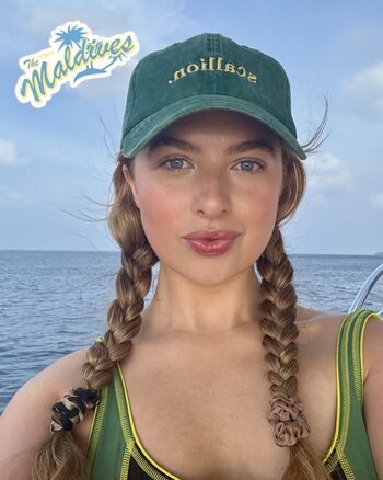 Full leaked Anais gallagher private onlyfans photo