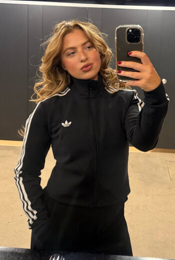 Full leaked Anais gallagher private onlyfans photo