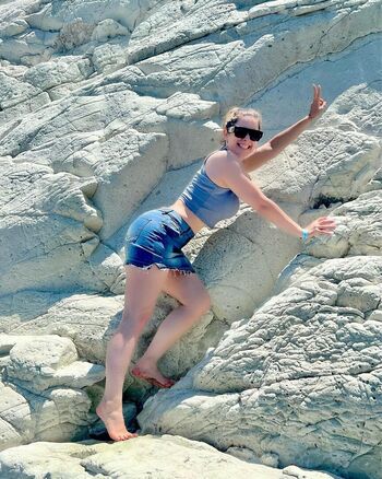 Full leaked Anaissalazar page private onlyfans photo