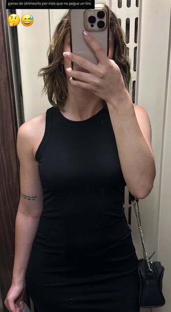 Full leaked Analiagrc private onlyfans photo